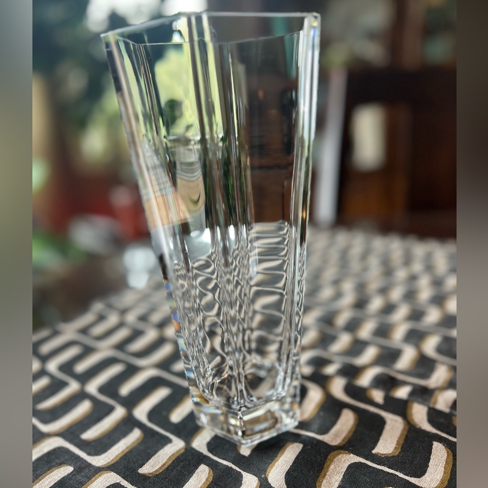 𝐑𝐚𝐫𝐞 𝐟𝐢𝐧𝐝! Tiffany & Co Frank Lloyd Wright Crystal Hex Vase 1986 - Picture 7 of 8